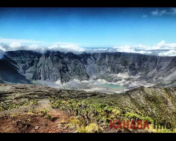 Di Puncak Yang Mengubah Sejarah Dunia EKSPEDISI TAMBORA 4