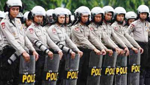 Cegah Bentrok Susulan, Ratusan Polisi Amankan Cenggu-Nisa - Kabar Harian Bima