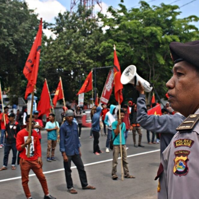 Demo PRD Dibubar Paksa, Seorang Bocah Jadi Korban
