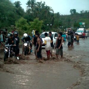 Banjir di Batas Kota, Lalu Lintas Macet