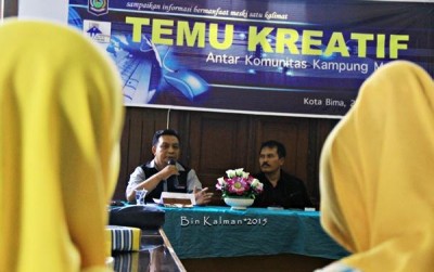 Komunitas Kampung Media saat menggelar kegiatan Temu kreatif. Foto: Bin