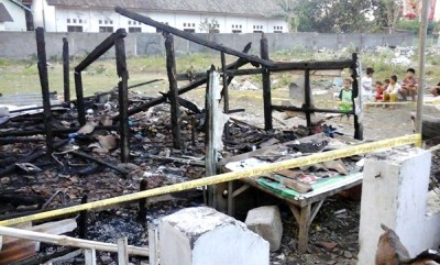 Rumah di Kelurahan Dara yang hangus terbakar. Foto: Erde