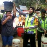 Lagi, Polisi Bagikan 4000 Liter Air Bersih - Kabar Harian Bima