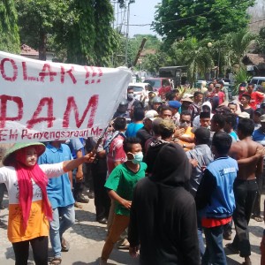 Demo SPAM di Kantor DPRD Kota Bima, Ricuh - Kabar Harian Bima