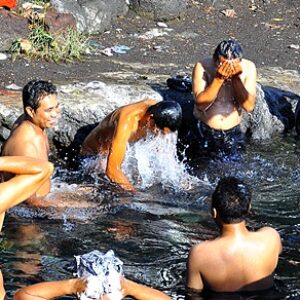 Wisata Air Tampuro di Piong, Patut Dikunjungi - Kabar Harian Bima