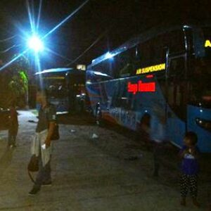 Akibat Bus Surya Kencana Dibakar, Dua Bus yang Sama Tertahan di Sumbawa