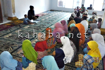 Remaja Masjid Al-Huriyah Santi Gelar Kegiatan Ramadan - Kabar Harian Bima