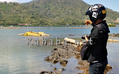Excavator DKP yang Disewa Tenggelam di Pantai Amahami - Kabar Harian Bima