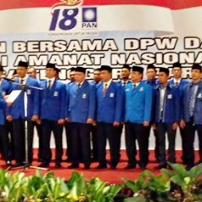 Julkifli Hasan Lantik DPW dan DPD PAN Se-NTB