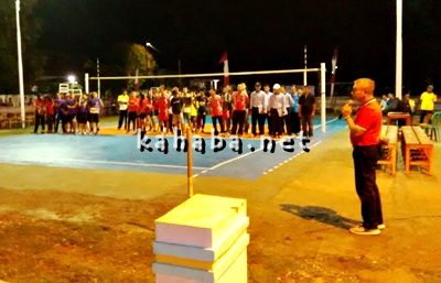Turnamen Bola Voli di Kelurahan Penaraga. Foto: Ady