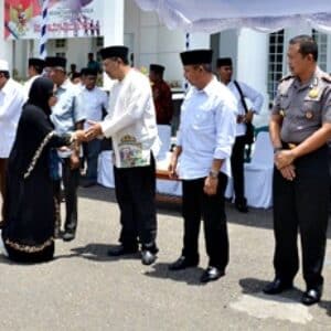 Walikota dan Wawali Terima Kepulangan Jamaah Haji Kota Bima - Kabar Harian Bima