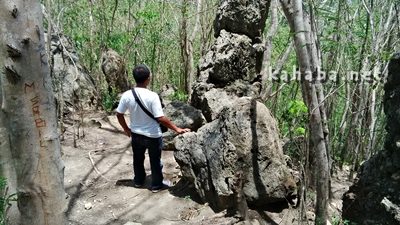 Warga saat mengunjungi obyek wisata Wadu Ntanda Rahi. Foto: Bin