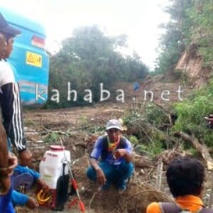 Warga Hentikan Proyek Pelebaran Jalan di Desa Kambilo 