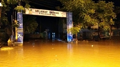 Banjir Meluap, Jenazah di Dara Gagal Dikubur - Kabar Harian Bima