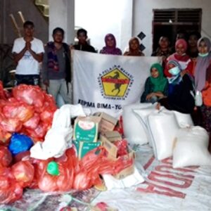 Terkumpul Uang Rp 277 Juta, KEPMA Bima – Yogyakarta Bantu Korban Banjir