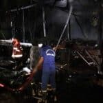 Satu Rumah Panggung di Monggonao Terbakar  - Kabar Harian Bima