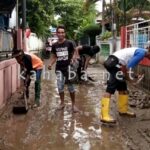 Madasigi Gotong Royong Bersihkan Lumpur Sisa Banjir - Kabar Harian Bima