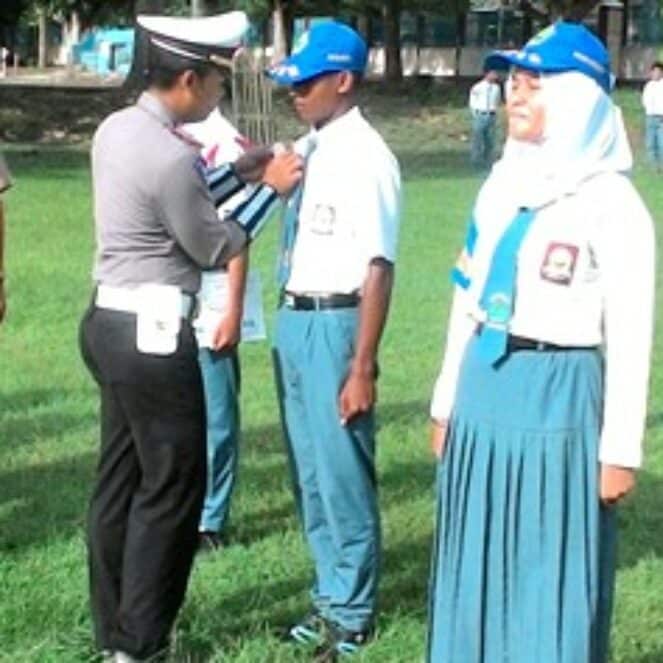 33 Siswa SMKN 2 Dilantik Jadi Polisi Siswa