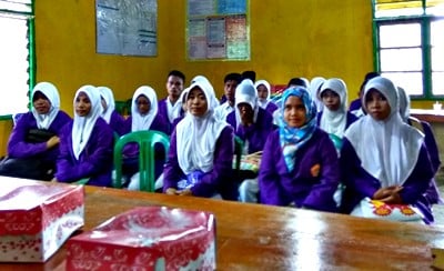 Mahasiswa STIKES Yahya KKN Terpadu di Desa Roka - Kabar Harian Bima