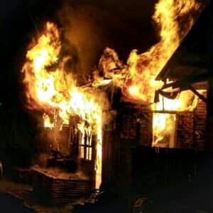 5 Rumah Terbakar di Melayu, 1 Warga Tewas