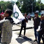 Demo di Polda NTB, Mahasiswa Bima Minta Selvy dan EW Dipecat - Kabar Harian Bima