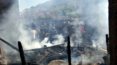 Kebakaran di Ambalawi, 3 Rumah Habis Terbakar - Kabar Harian Bima