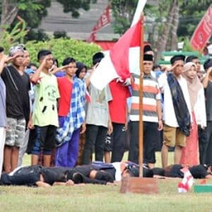 Drama Kolosal Merdekalah Indonesia Ku, Pukau Penonton - Kabar Harian Bima
