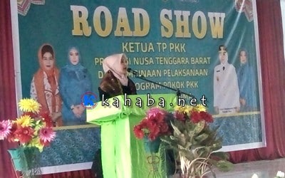 Ketua TP PKK NTB Road Show dan Bina PKK Kabupaten Bima - Kabar Harian Bima