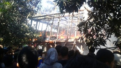 Arus Pendek, Rumah Warga Sumi Hangus Terbakar - Kabar Harian Bima