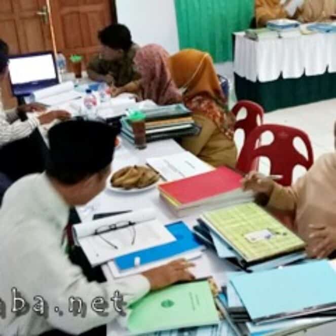 SMKN 3 Dinilai Tim Asesor Akreditasi Mataram 