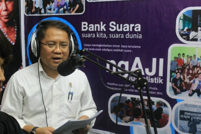 AJI Mataram Sediakan Bank Suara di Festival Media, Menkominfo Ikut Kampanye Anti “Hoax” - Kabar Harian Bima