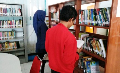 Pengunjung di Perpustakaan Kota Bima Melebihi Target - Kabar Harian Bima