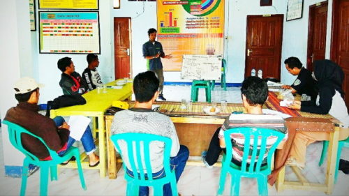 Tingkatkan Kapasitas, Jurnalis Desa Rabakodo Dilatih Teknis Menulis - Kabar Harian Bima