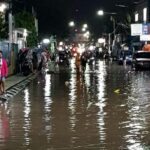 3 RT di Paruga Digenangi Banjir, Warga Mengungsi di Masjid - Kabar Harian Bima