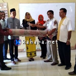 Alumni SMA 1 Angkatan 84 Salurkan Bantuan Musholla Sekolah