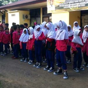 45 Anak Dari Wera Ikut Pendidikan dan Pelatihan Karakter di Selat Narmada 