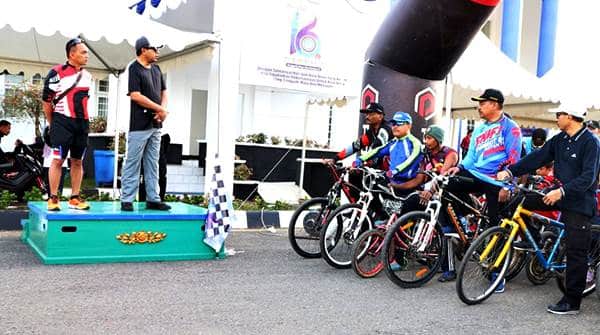 Walikota dan Dandim Lepas Peserta Fun Bike - Kabar Harian Bima
