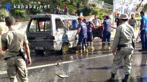 Bemo A Hangus Terbakar di Jalan Soekarno – Hatta - Kabar Harian Bima