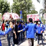 May Day, BEM STIE Bawa Keranda Matinya Kesejahteraan Buruh - Kabar Harian Bima