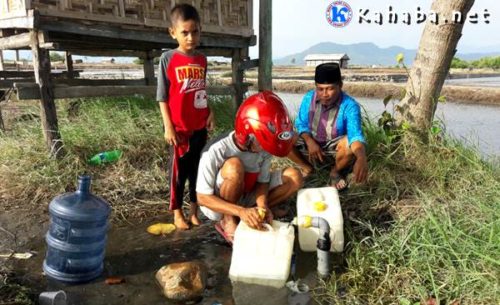 Di Sanolo Krisis Air Minum, Warga Terpaksa Ambil di Desa Lain - Kabar Harian Bima