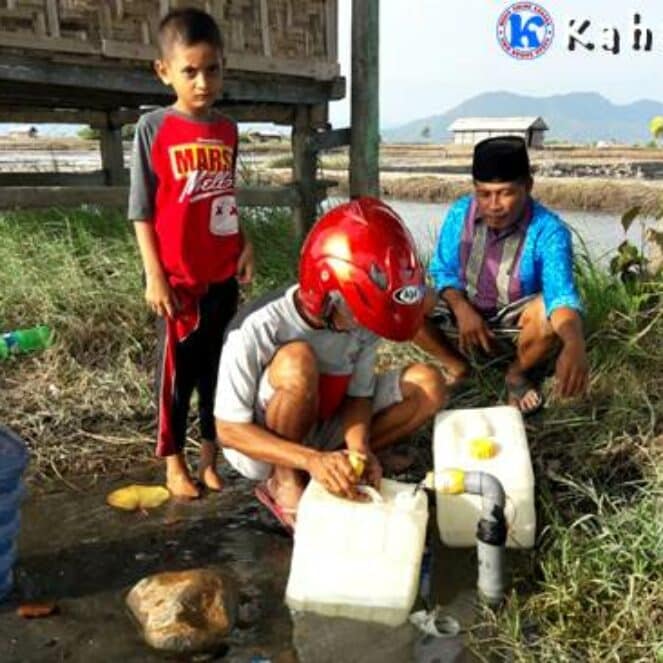 Di Sanolo Krisis Air Minum, Warga Terpaksa Ambil di Desa Lain