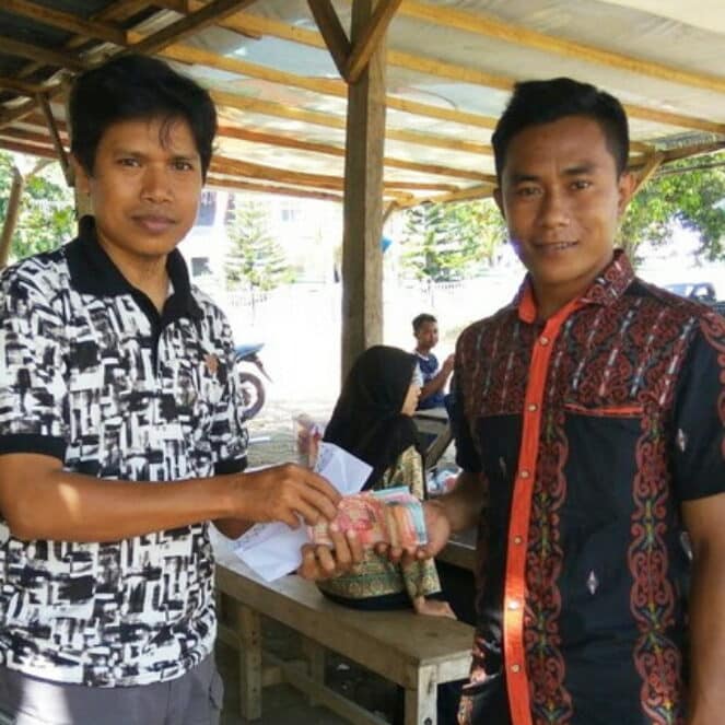 Jurnalis Bima Salurkan Bantuan Untuk Korban Gempa Lombok