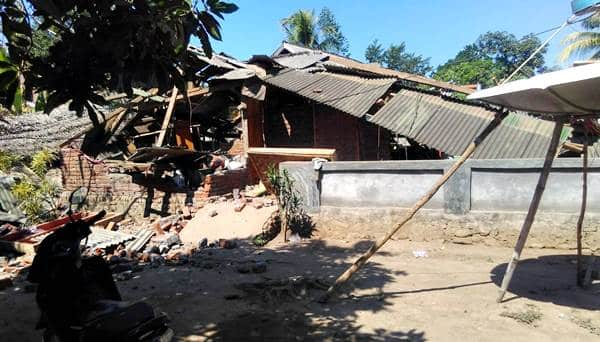 Gempa 6,9 SR Kembali Guncang Lombok, 10 Orang Meninggal Dunia - Kabar Harian Bima