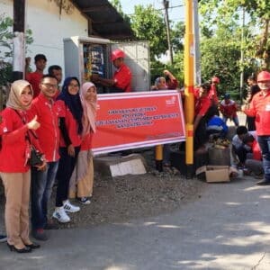 Tingkatkan Pelayanan, Telkom Bima Gotong Royong Bersihkan Alat Produksi - Kabar Harian Bima