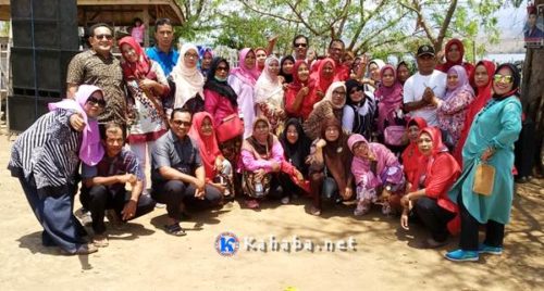 32 Tahun Tak Bersama, Nazamuddin Bikin Reuni SMP 3 Angkatan 86 - Kabar Harian Bima