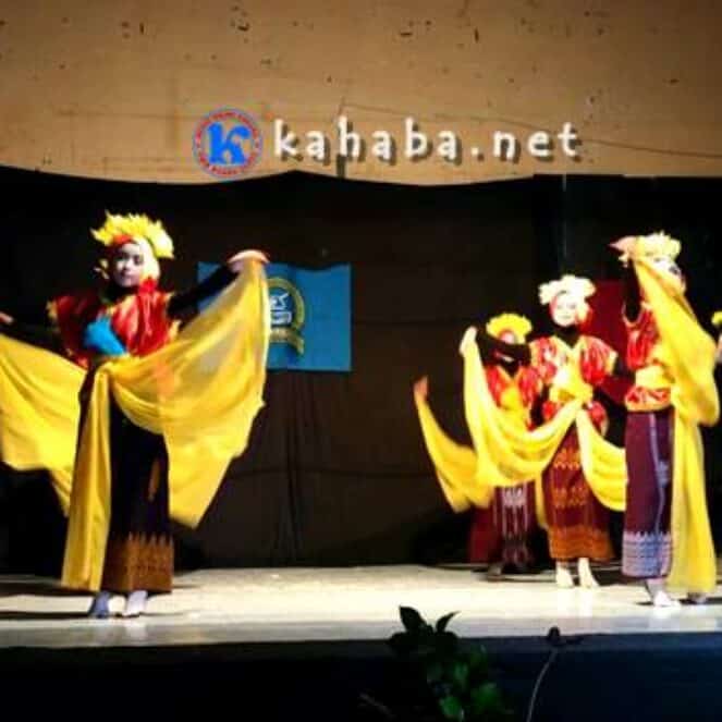Tampil Memukau di Festival Budaya Mbojo, Sanggar Ato Beko Optimis Juara