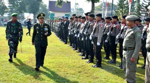 Upacara HUT TNI Ke-73, Dandim Bima Ajak Semua Komponen Berdoa Ringankan Beban Warga di Palu - Kabar Harian Bima