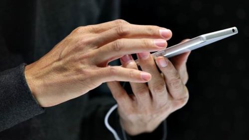 Sering Terganggu, Warga Keluhkan Jaringan Telkomsel - Kabar Harian Bima