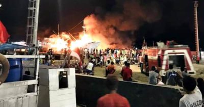Terbakar dan Susah Dipadamkan, Kapal Kartika Express Ditenggelamkan - Kabar Harian Bima