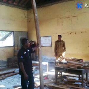 Atap 3 Kelas SDN Bugis Nyaris Ambruk, Kondisinya Ancam Keselamatan Siswa